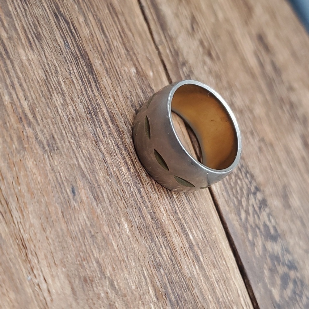Size 5.5โ R151 celtic carved ring ๐